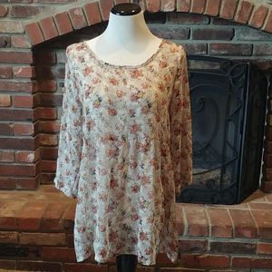 About A Girl L.A. top size L floral print